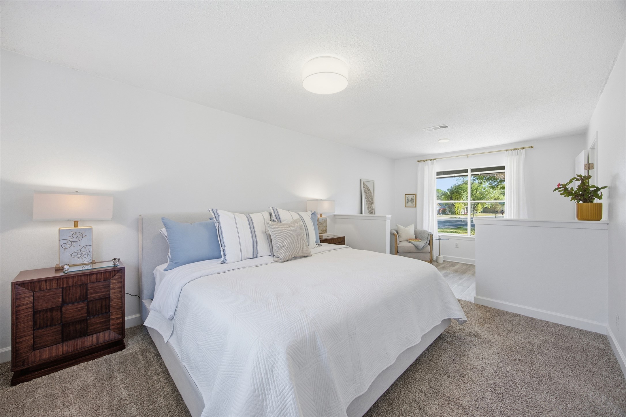 3200 Spaniel Drive Austin, TX 78759 - Photo 17 of 24 a bedroom with a bed and a window