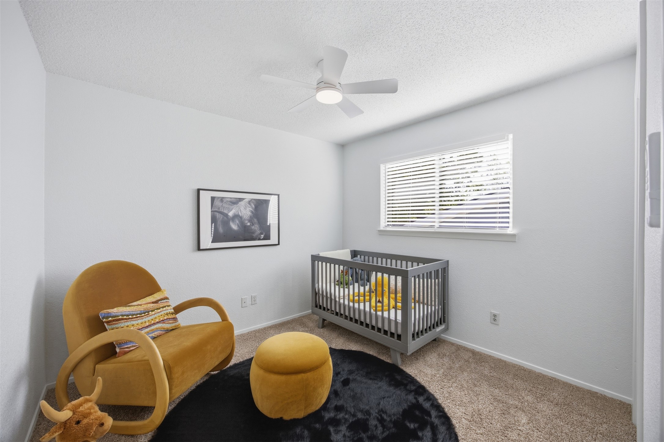 3200 Spaniel Drive Austin, TX 78759 - Photo 21 of 24 a living room with furniture and a window
