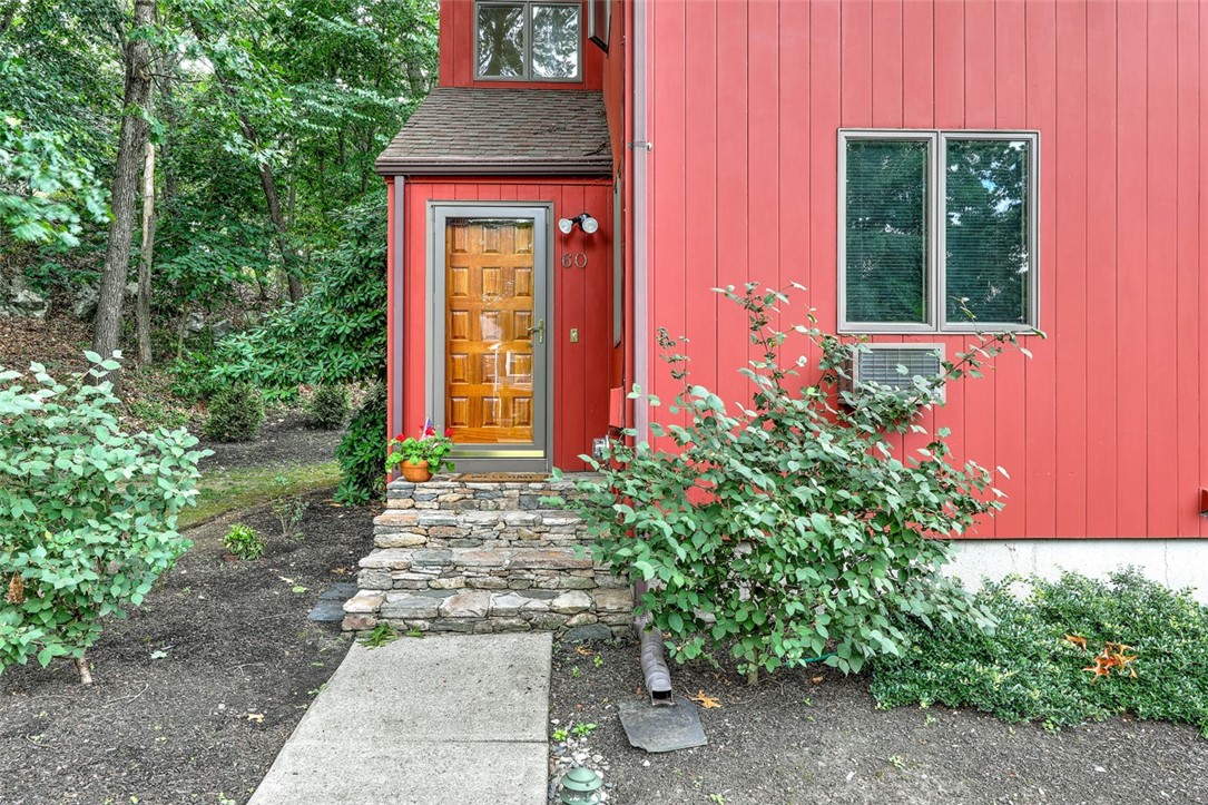 60 Rockridge Road Lincoln, RI 02865 - Photo 4 of 50 Gallery Image 4