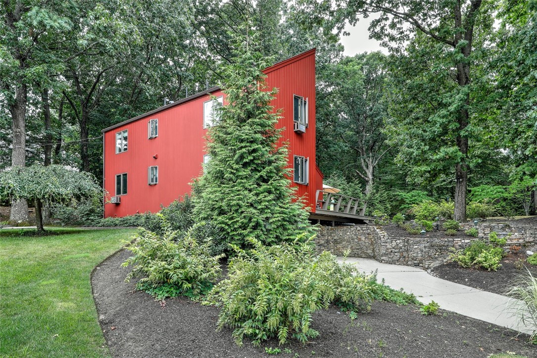 60 Rockridge Road Lincoln, RI 02865 - Photo 45 of 50 Gallery Image 45
