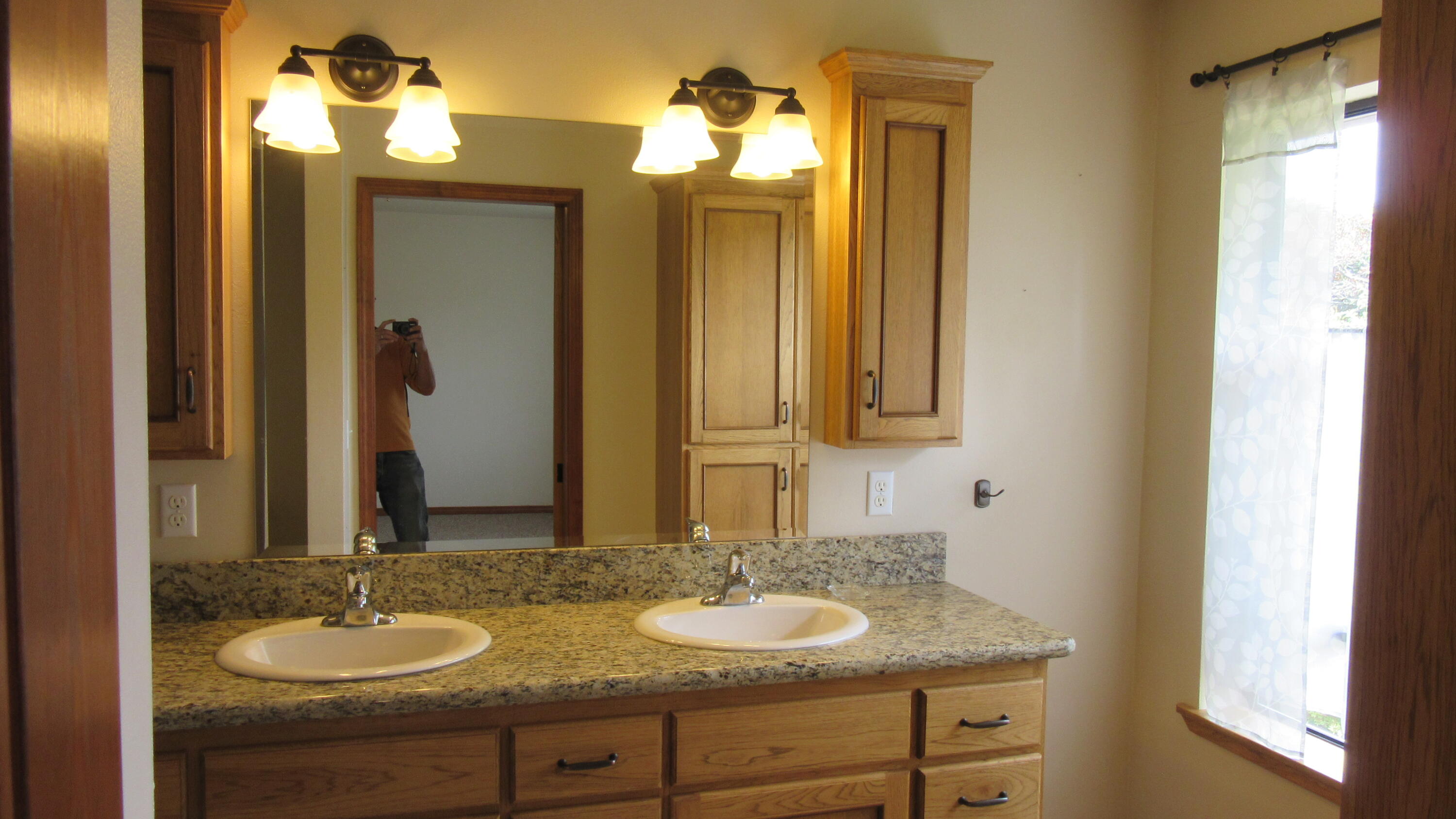 1966 Roth Court Cutten, CA 95503 - Photo 7 of 17 Master Bath