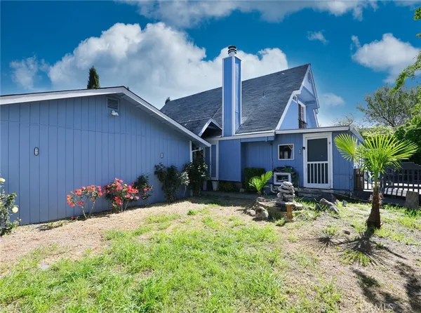 $325,000 | 13325 Everglade Boulevard, Clearlake Oaks, CA 95423