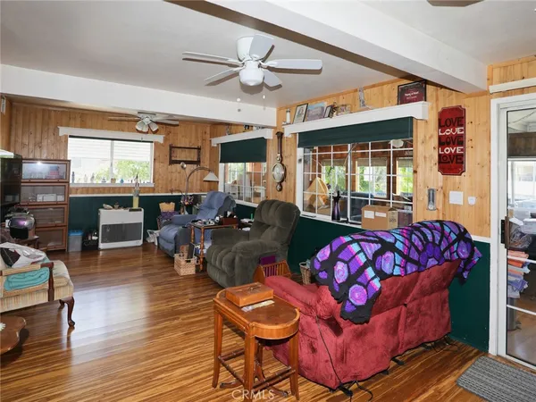 $325,000 | 13325 Everglade Boulevard, Clearlake Oaks, CA 95423