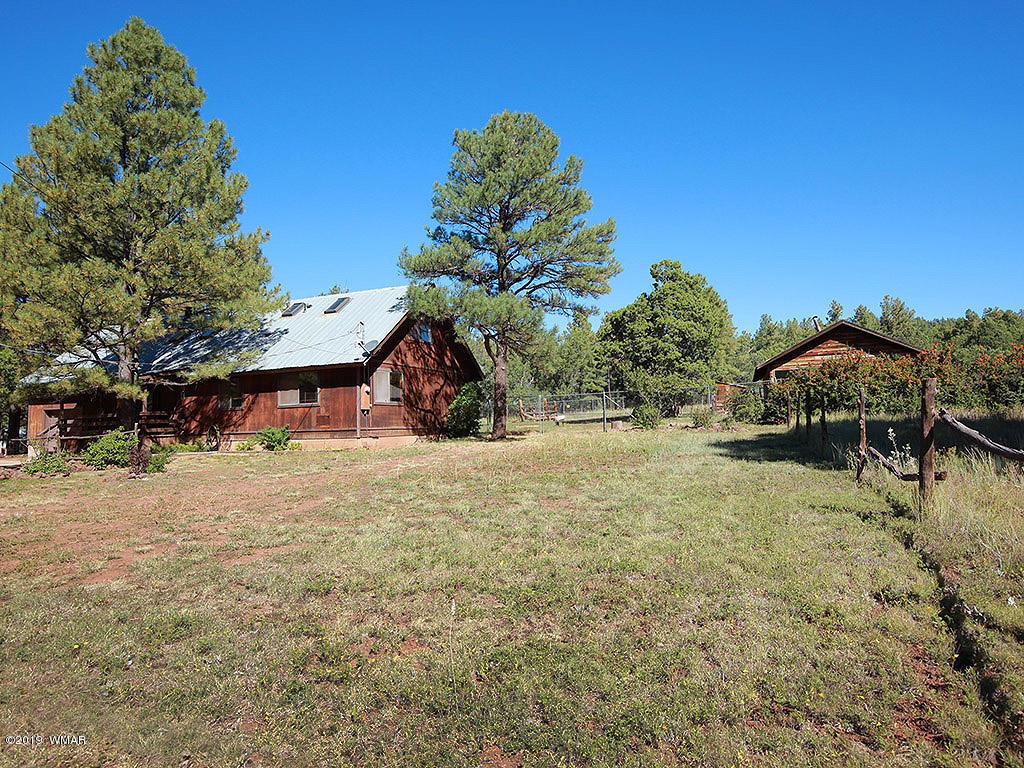 9298 Grizzly Bear Road Pinetop, AZ 85935 - Photo 2 of 39