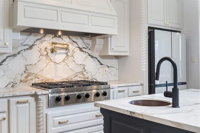 $2,025,000 | 1311 Appaloosa Circle, Bartonville, TX 76226