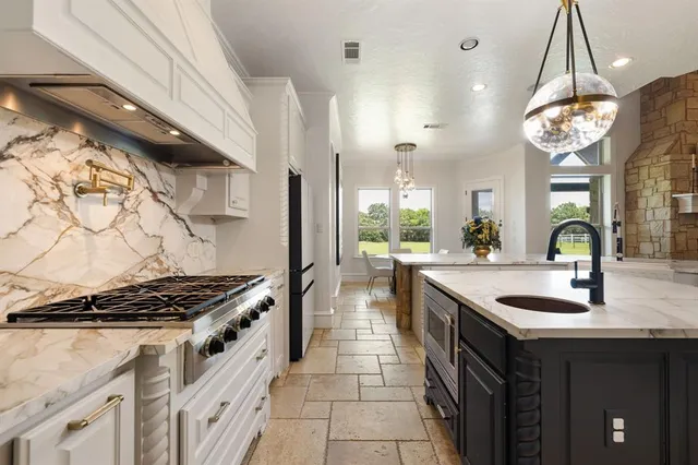 $2,025,000 | 1311 Appaloosa Circle, Bartonville, TX 76226