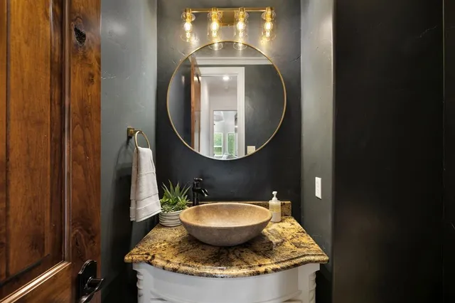 $2,025,000 | 1311 Appaloosa Circle, Bartonville, TX 76226