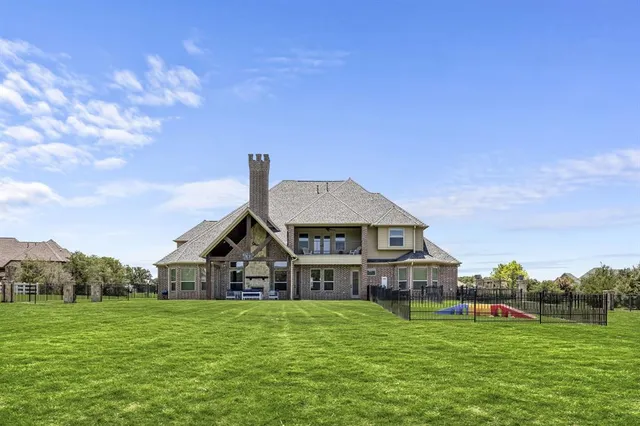 $2,025,000 | 1311 Appaloosa Circle, Bartonville, TX 76226