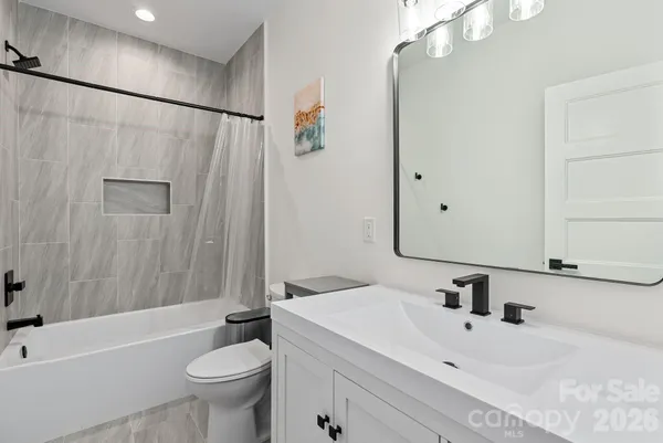 $699,000 | 5 Agape Acrs Drive, Leicester, NC 28748