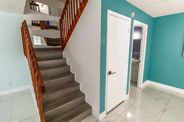 $2,900 | 8129 Sedgewick Court, Unit 29A, Lake Clarke Shores, FL 33406