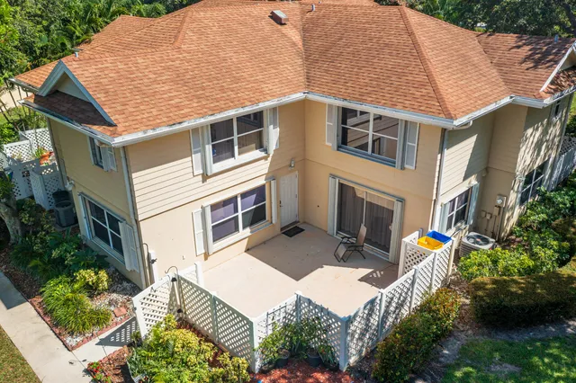 $2,900 | 8129 Sedgewick Court, Unit 29A, Lake Clarke Shores, FL 33406