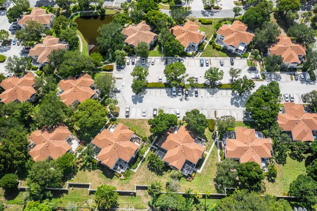 $2,900 | 8129 Sedgewick Court, Unit 29A, Lake Clarke Shores, FL 33406