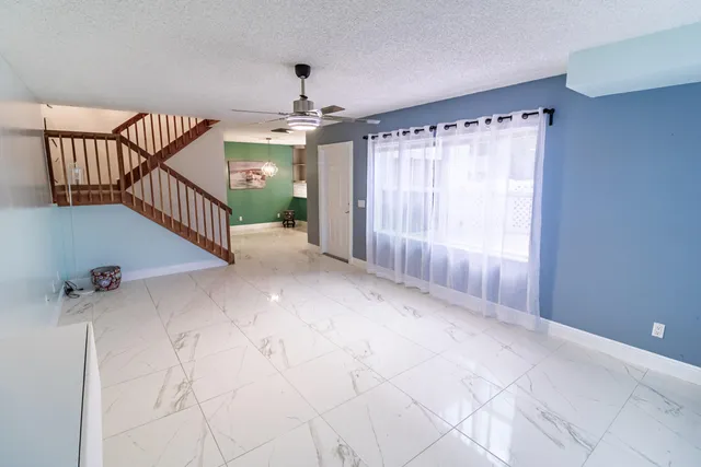 $2,900 | 8129 Sedgewick Court, Unit 29A, Lake Clarke Shores, FL 33406