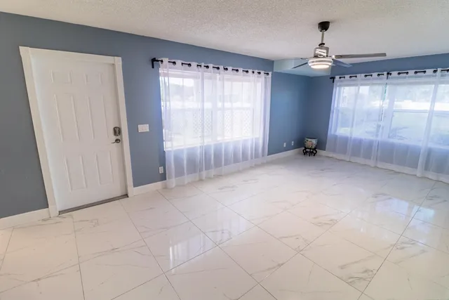 $2,900 | 8129 Sedgewick Court, Unit 29A, Lake Clarke Shores, FL 33406