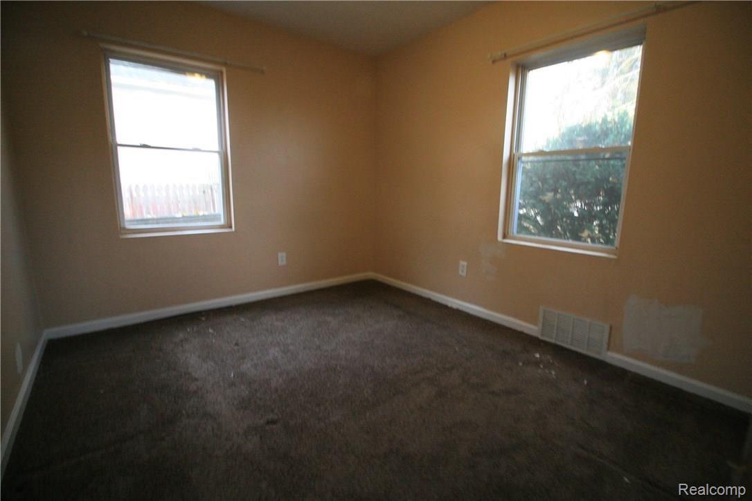 8895 Inkster Road Livonia, MI 48150 - Photo 20 of 22 IMG_1742.JPG