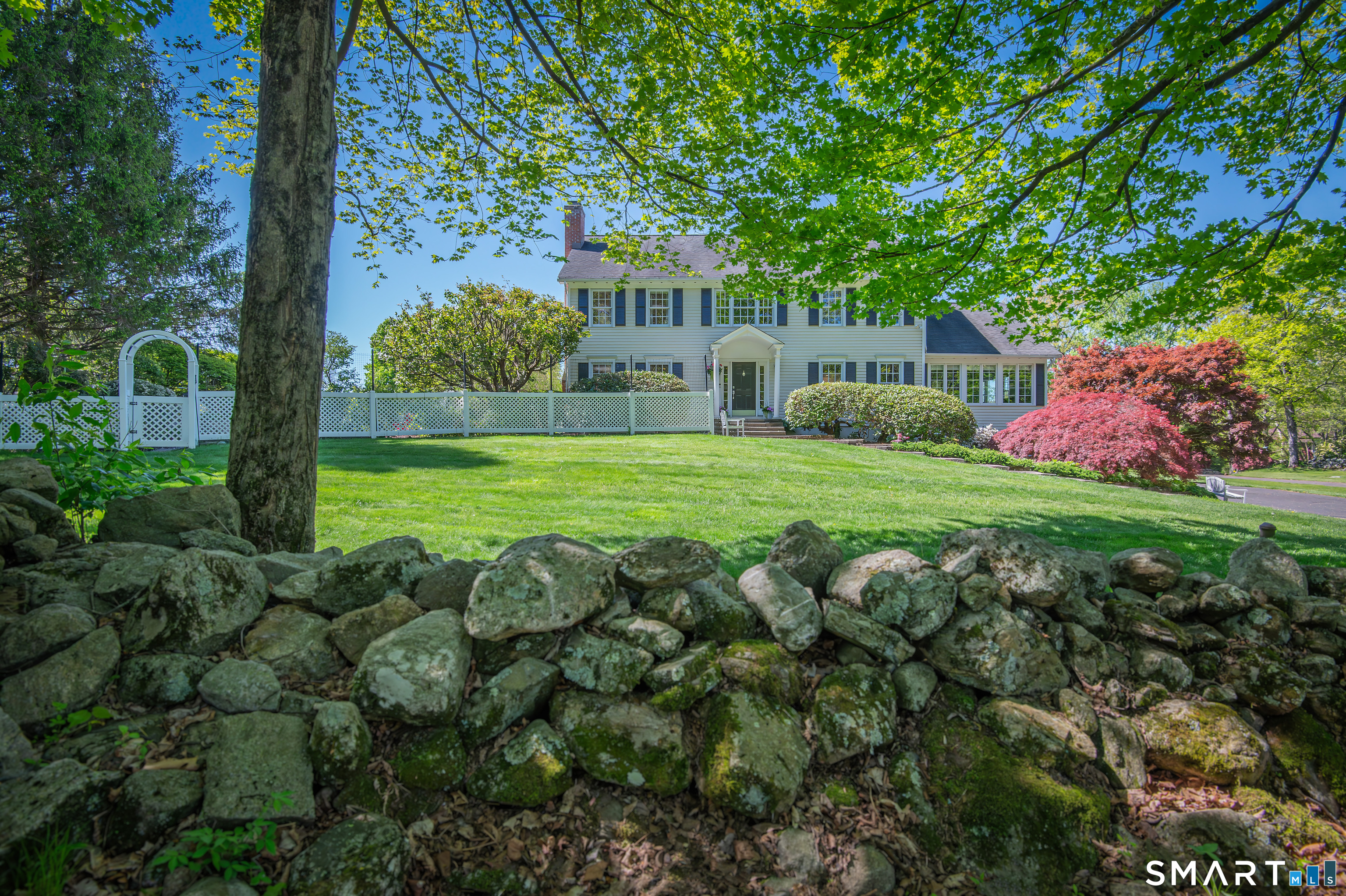 9 Schoolhouse Place Ridgefield, CT 06877 - Photo 33 of 40
