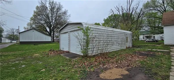 $85,000 | 407 South Bismark Street, Concordia, MO 64020
