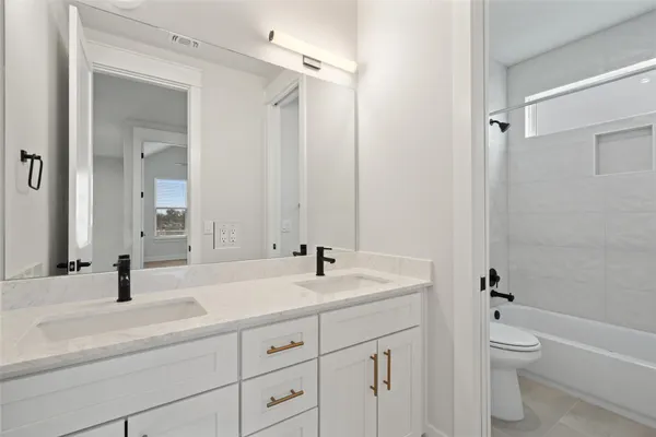 $3,800 | 2713 Bristol Drive, Unit 1, Austin, TX 78723
