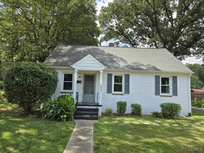 2902 Maplewood Road Henrico, VA 23228 - Photo 3 of 36 Gallery Image 3