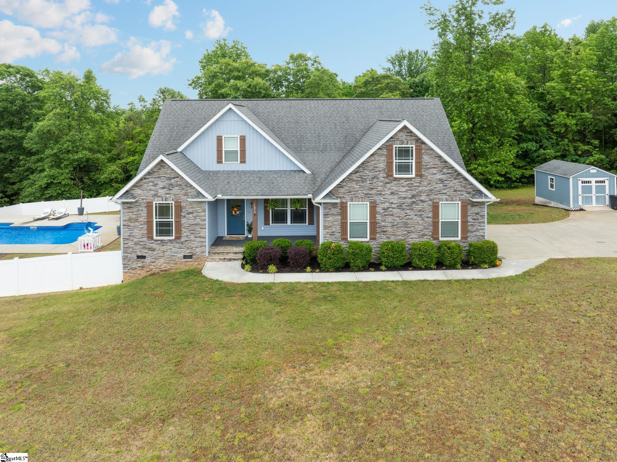 1050 Old Dacusville Road Easley, SC 29640 - Photo 2 of 33