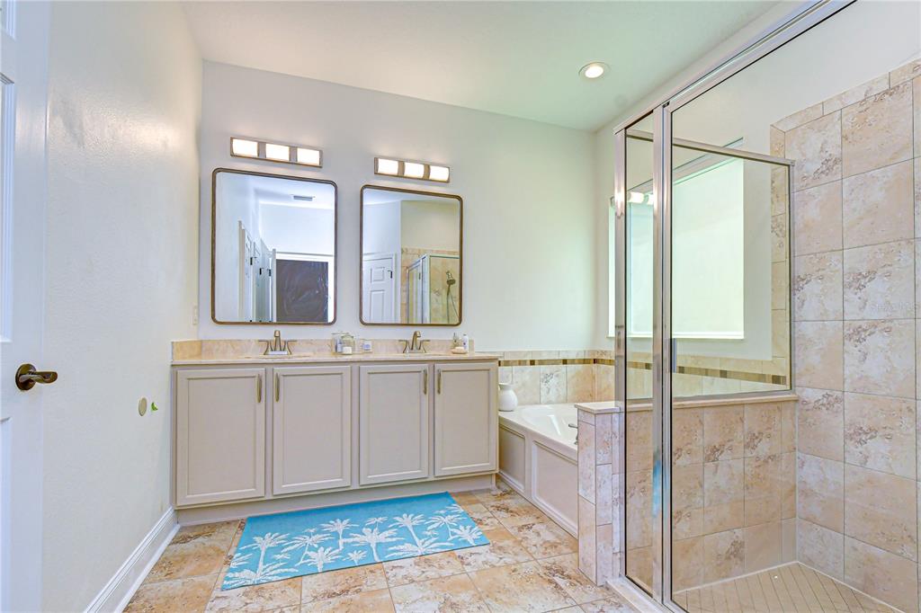 5301 Match Point Place Lithia, FL 33547 - Photo 18 of 39