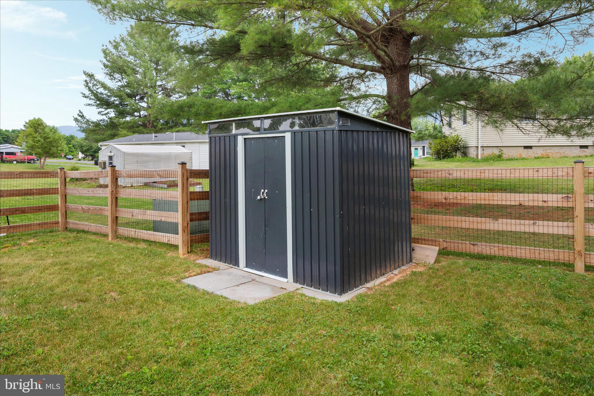 5848 Cardinal Street Mount Jackson, VA 22842 - Photo 23 of 43 8 x 5 storage shed in rear yard