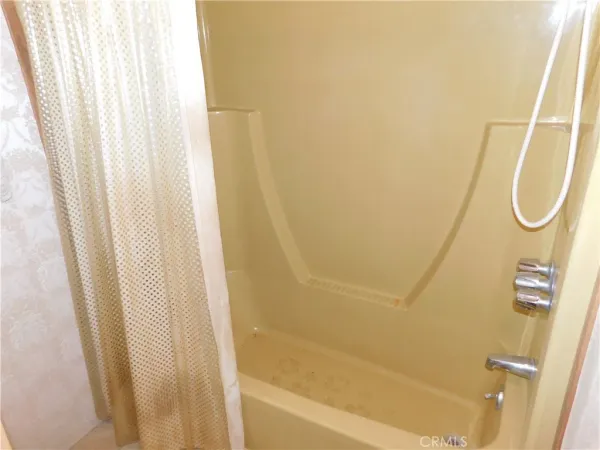 $149,900 | 1251 East Lugonia Avenue, Unit 109, Redlands, CA 92374