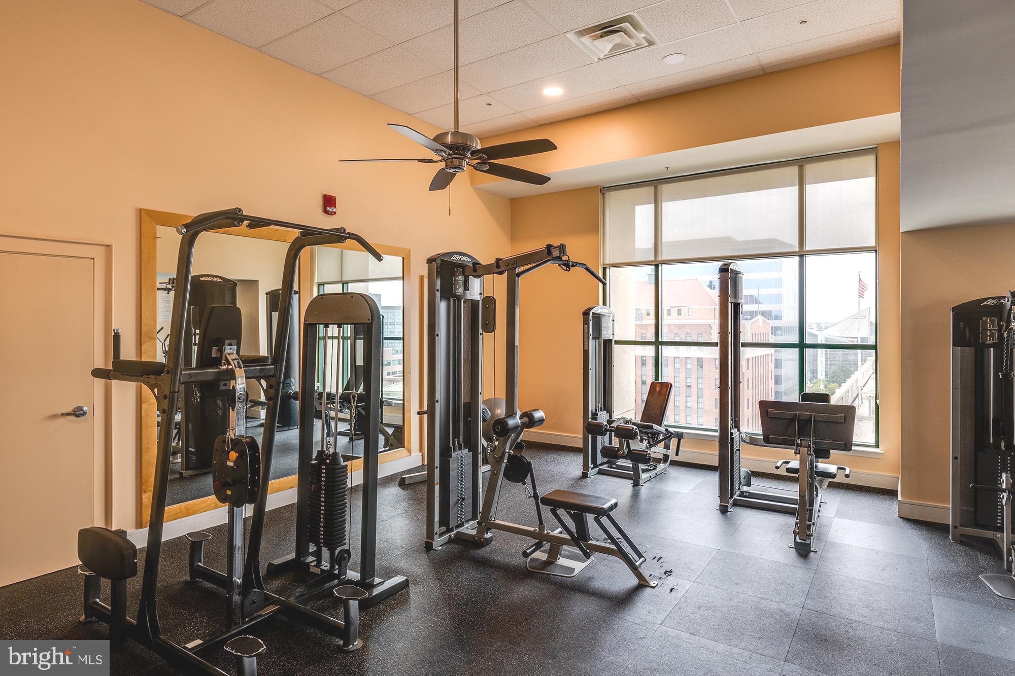 414 Water Street, Unit 2315 Baltimore, MD 21202 - Photo 22 of 31 Great gym in building