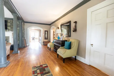 $1,600,000 | 2990 McGavock Pike, Nashville, TN 37214