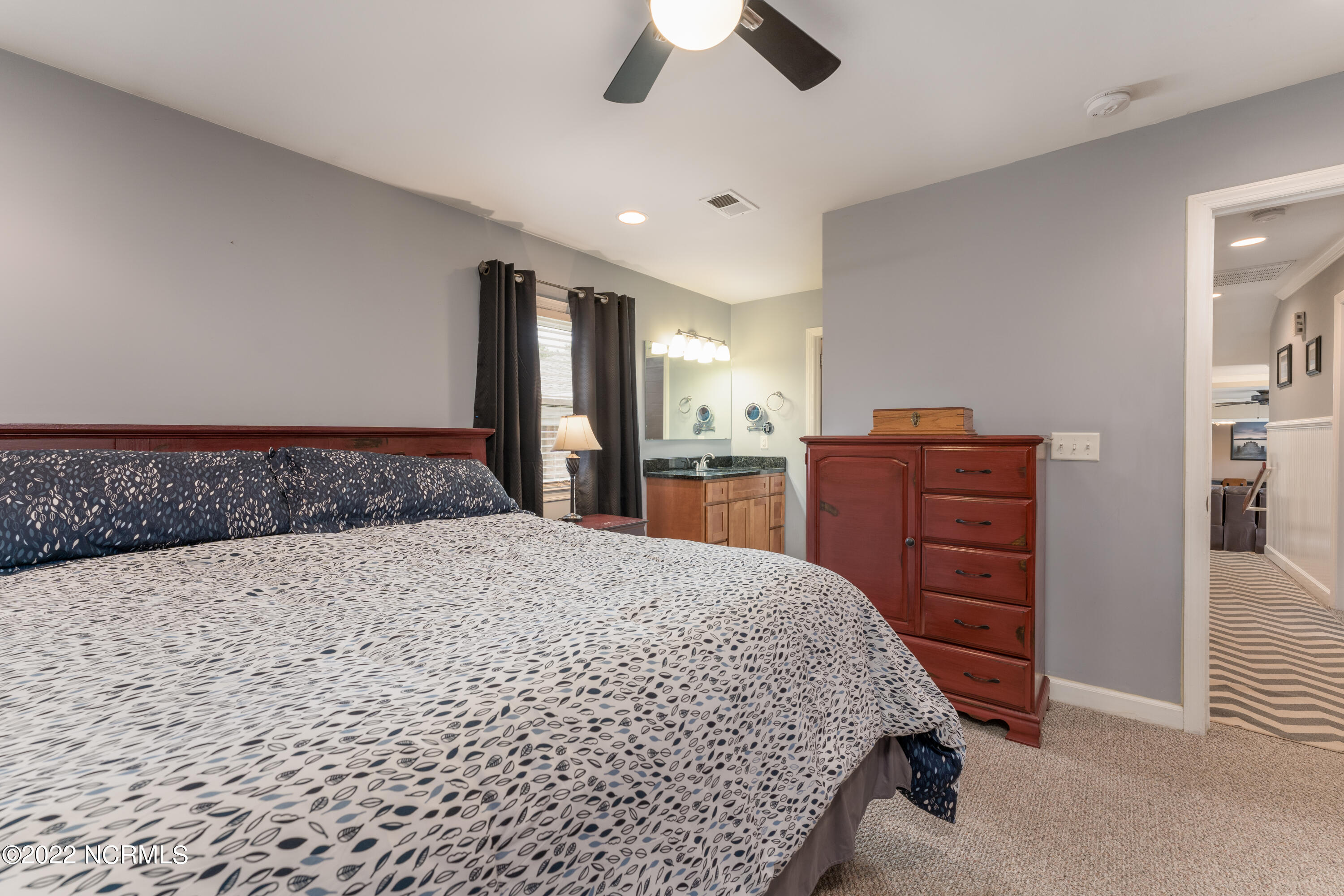 5301 Peden Point Road Wilmington, NC 28409 - Photo 17 of 40 Master Bedroom