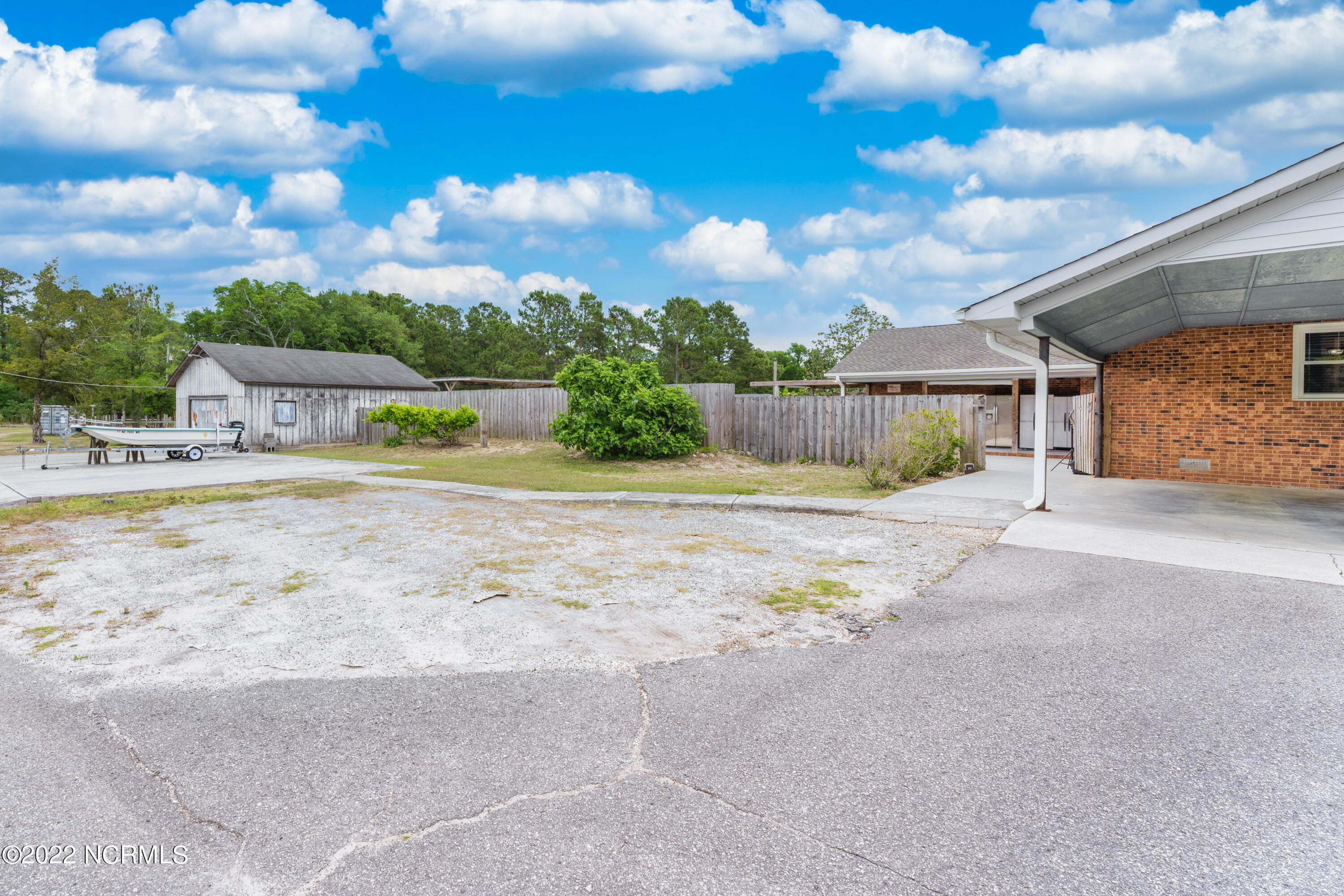 5301 Peden Point Road Wilmington, NC 28409 - Photo 26 of 40 Driveway looking toward work shop