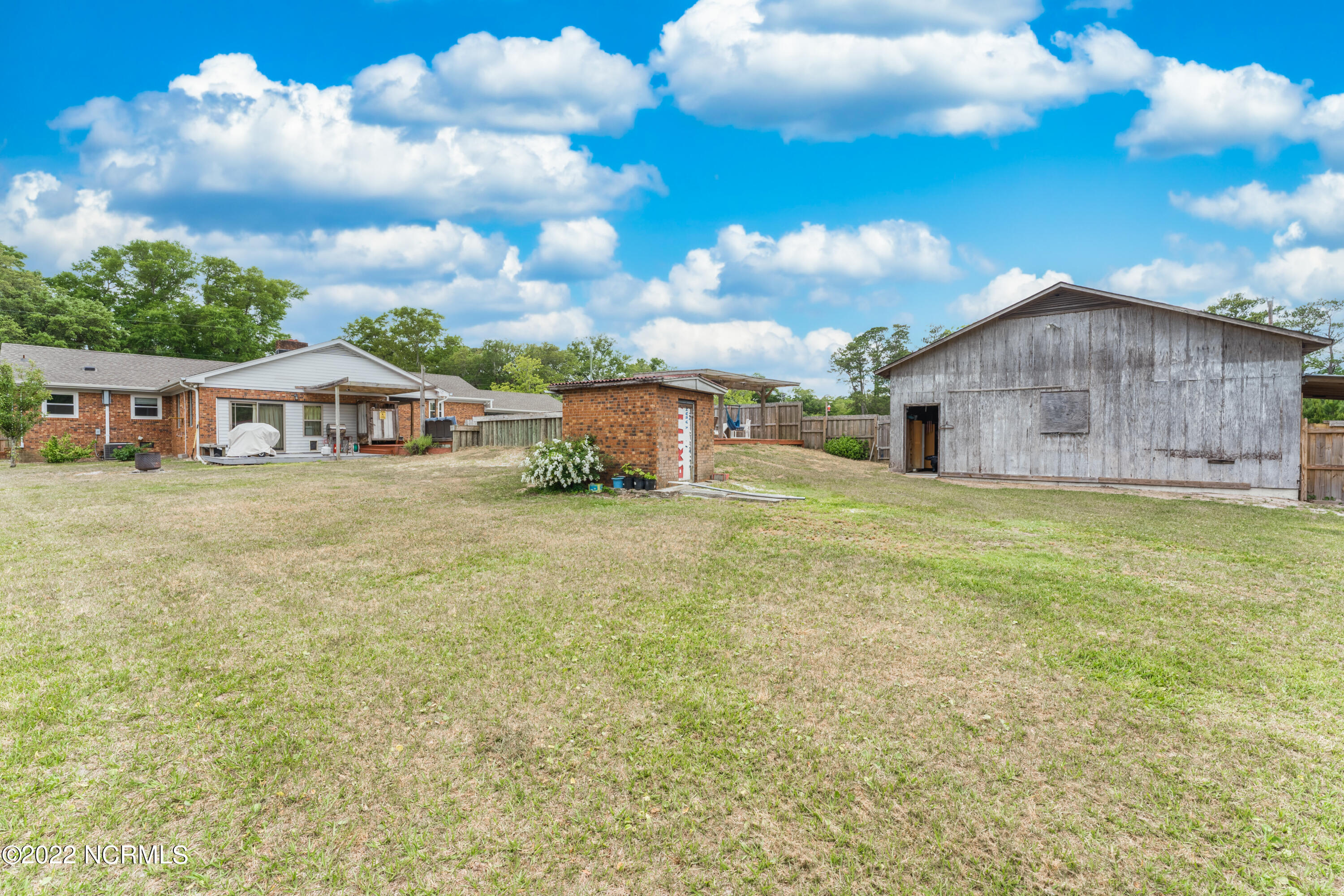 5301 Peden Point Road Wilmington, NC 28409 - Photo 28 of 40 Backyard