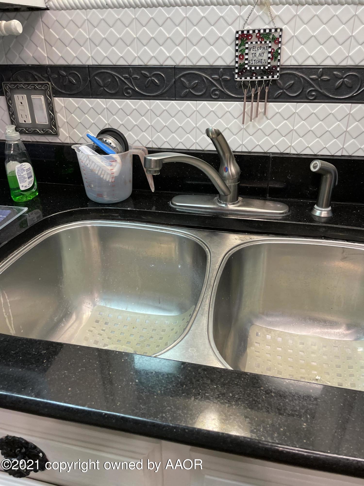 3 Sandstone Drive Borger, TX 79007 - Photo 20 of 74 1607AABA-59A5-4638-8C18-73A4590CFF7E