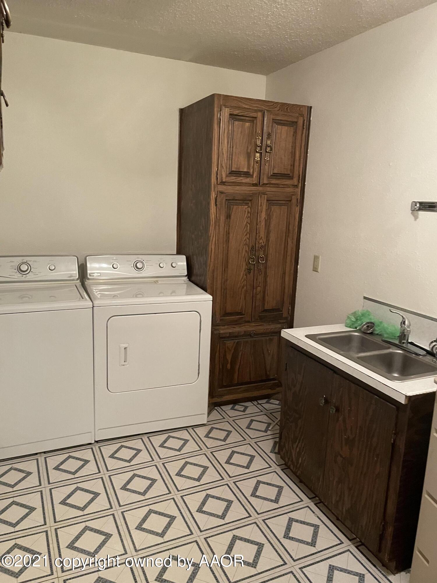 3 Sandstone Drive Borger, TX 79007 - Photo 25 of 74 CA24399D-DBED-4229-8F3F-BBBFD24C858A