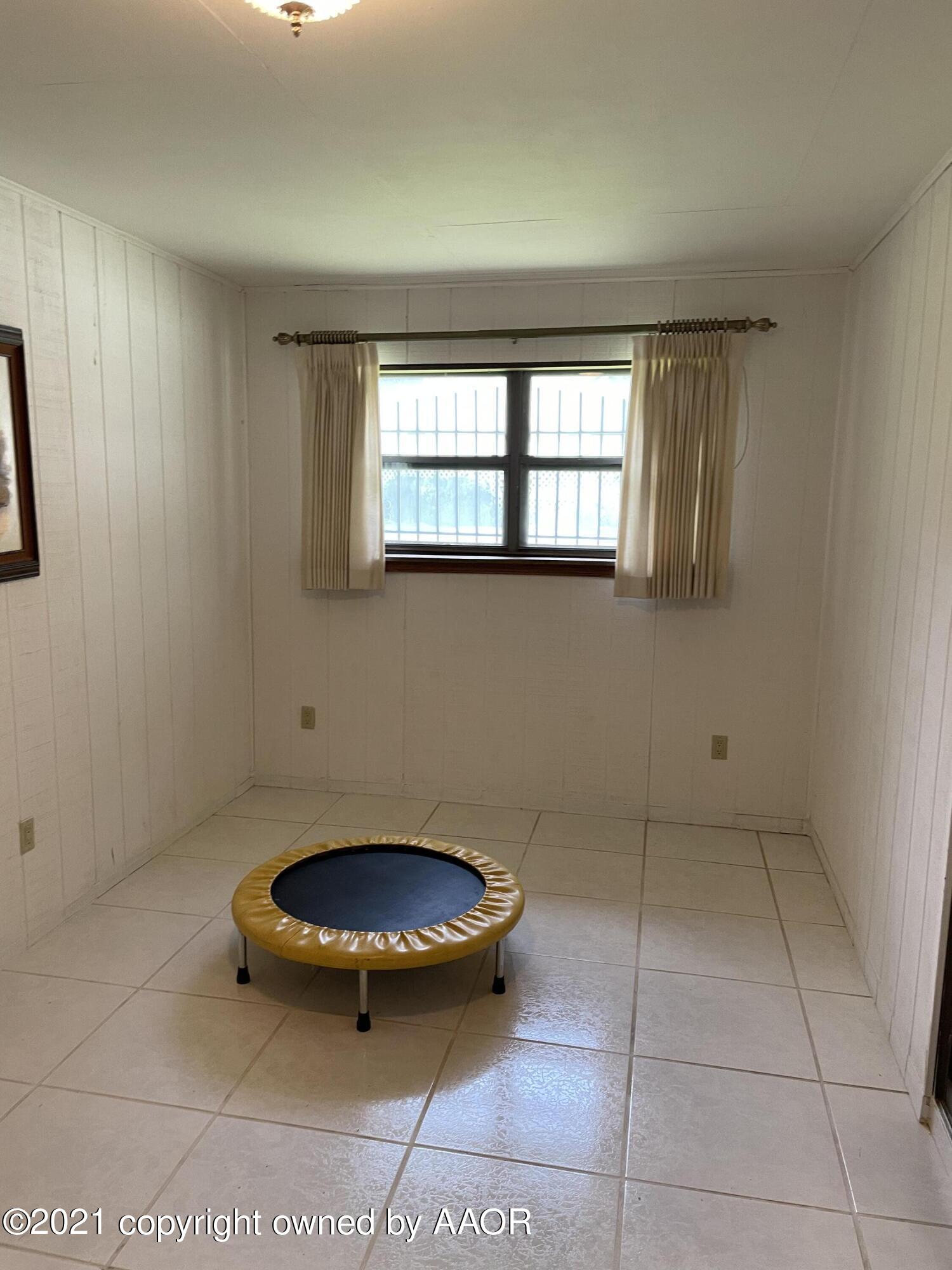 3 Sandstone Drive Borger, TX 79007 - Photo 43 of 74 CBAE524D-54B2-4CC3-8C87-012077828610