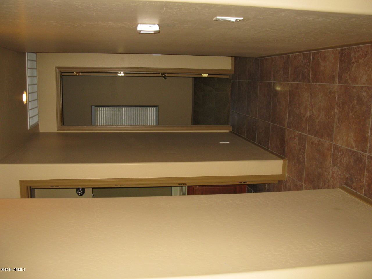 976 South Del Rio Court Apache Junction, AZ 85119 - Photo 9 of 27 Hallway