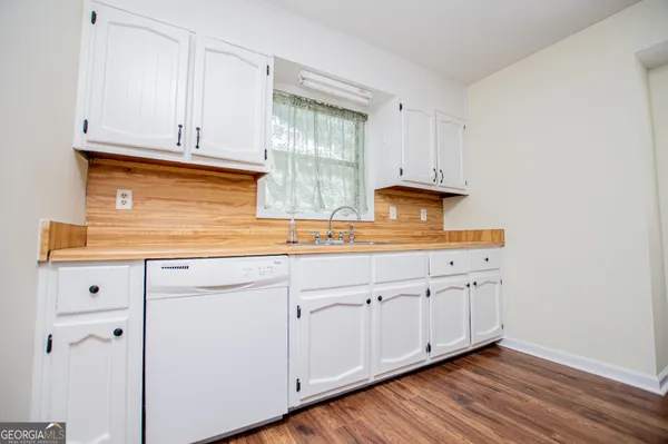 $260,000 | 20 Meadowcliff Trail, Carrollton, GA 30116