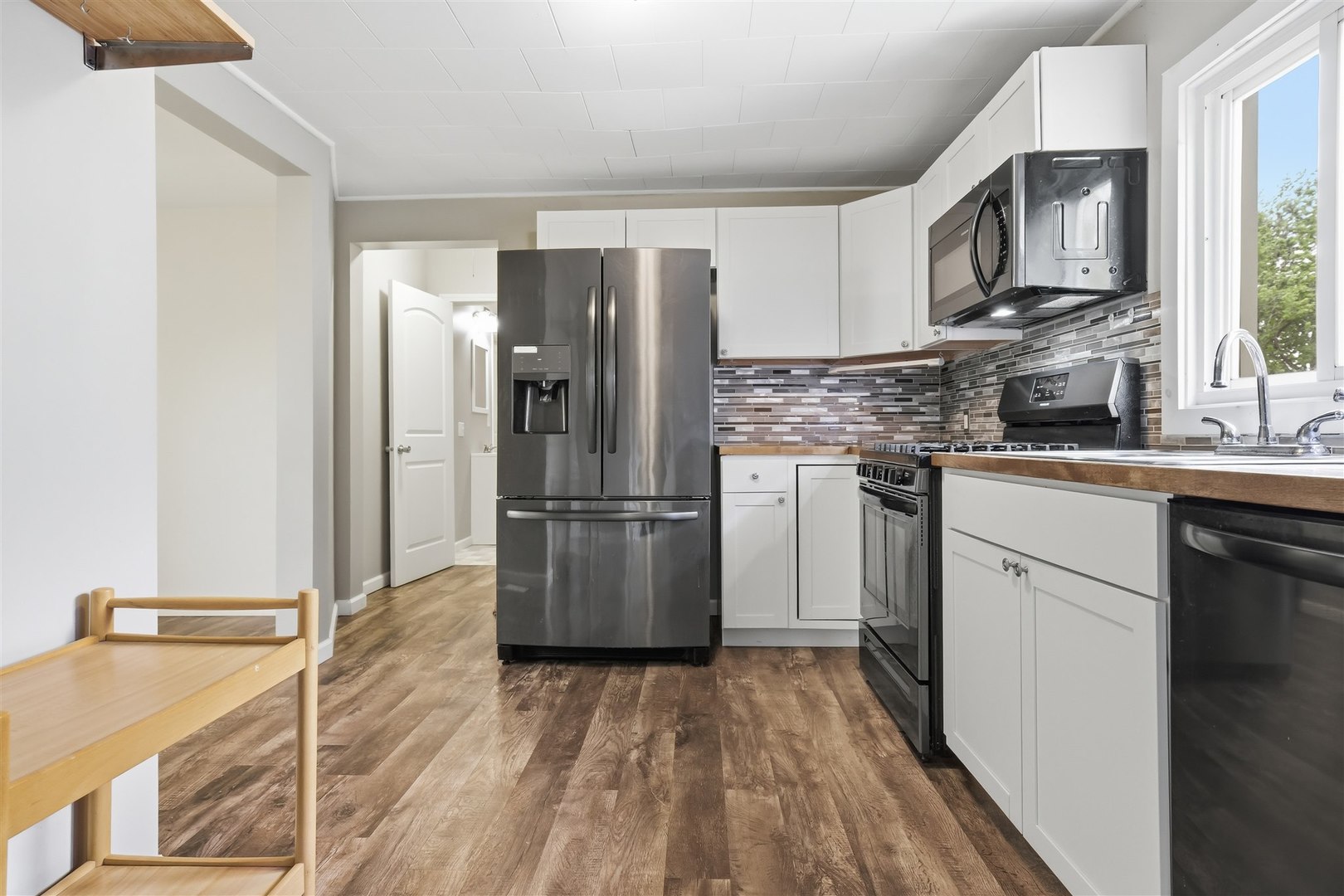 357 West 3rd Street El Paso, IL 61738 - Photo 16 of 29