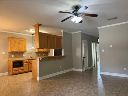 $121,900 | 818 Meadow Bend Drive, Unit C, Baton Rouge, LA 70820