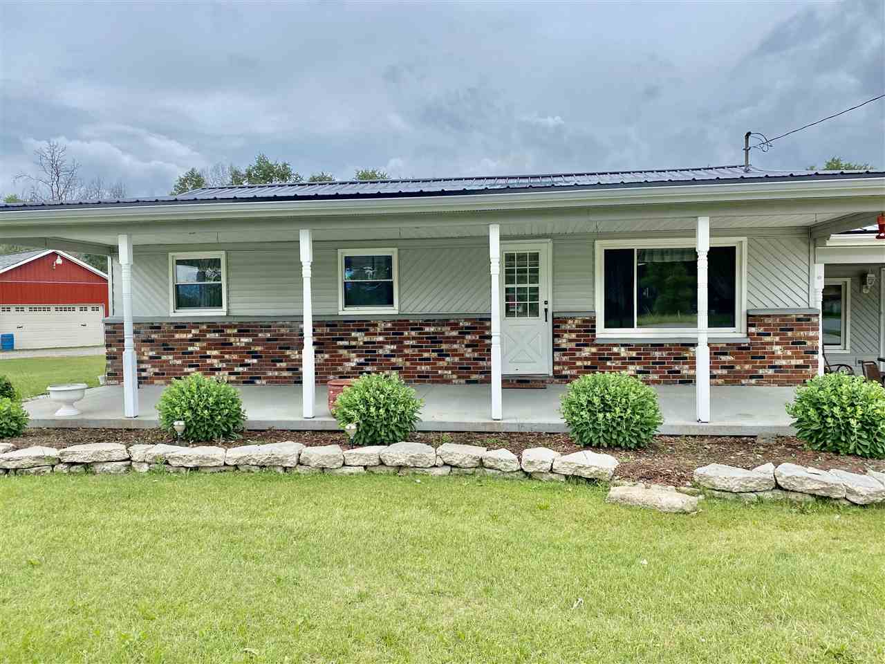 6405 Round Lake Road Gladwin, MI 48624 - Photo 2 of 64