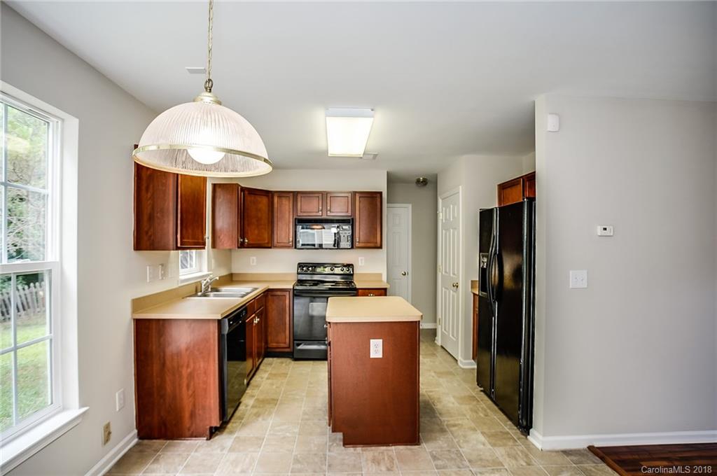 1804 Summit Ridge Lane Kannapolis, NC 28083 - Photo 3 of 23