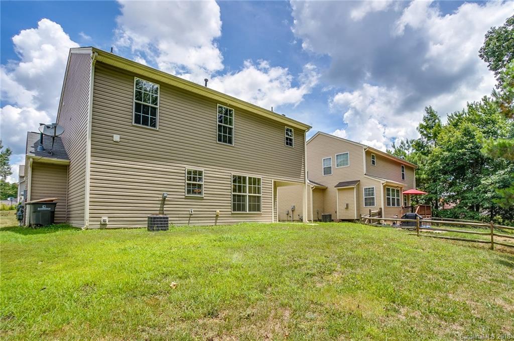 1804 Summit Ridge Lane Kannapolis, NC 28083 - Photo 4 of 23