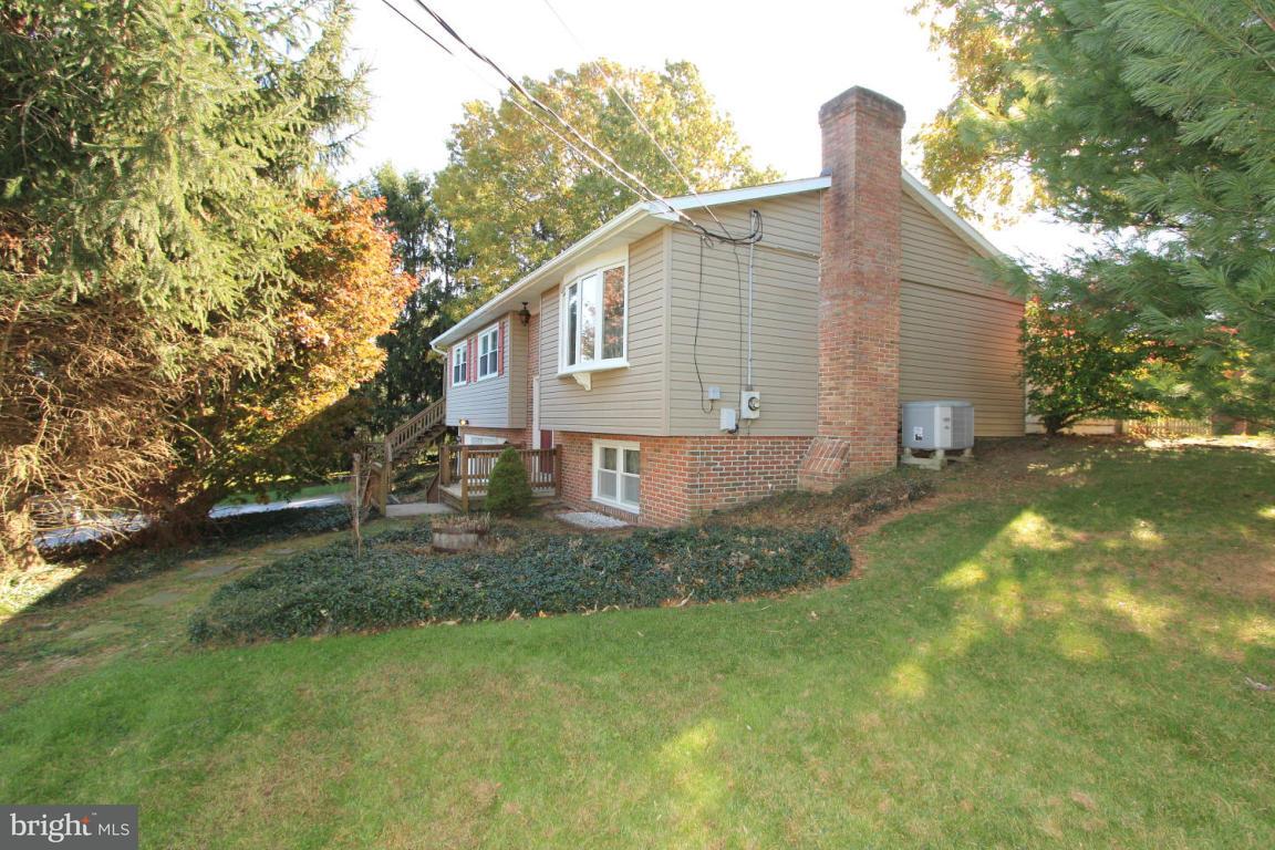 244 Zartman Mill Road Lititz, PA 17543 - Photo 2 of 22