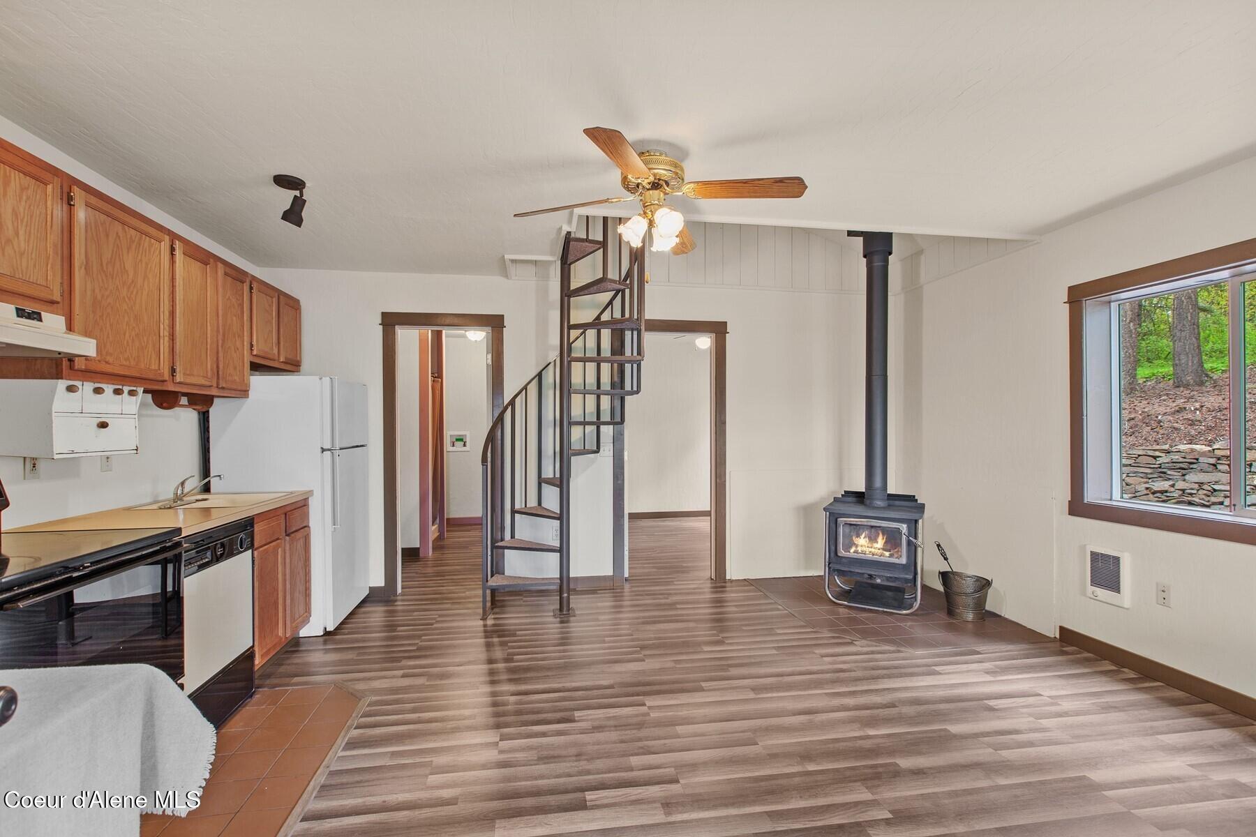3467 East Sunset Drive Harrison, ID 83833 - Photo 55 of 55 Open Floor Plan Guest House