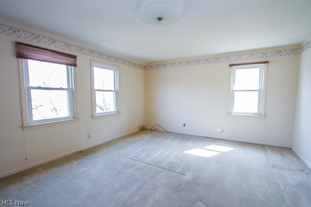 2432 White Road Cleveland, OH 44118 - Photo 22 of 32