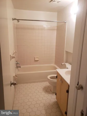 $1,500 | 307 Arch Street, Unit 3B, Philadelphia, PA 19106