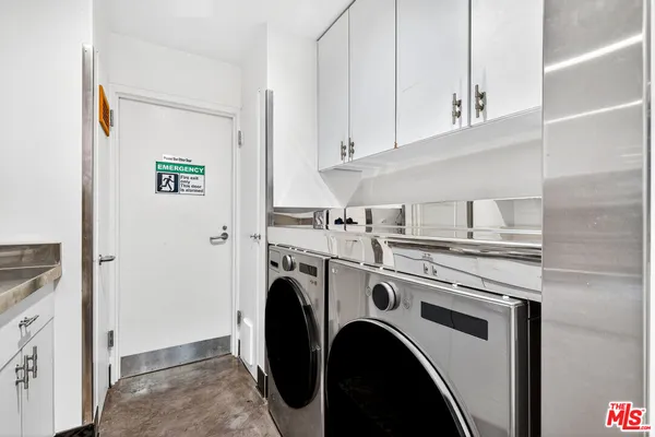 $12,999 | 11 Voyage Street, Marina del Rey, CA 90292