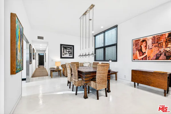 $12,999 | 11 Voyage Street, Marina del Rey, CA 90292