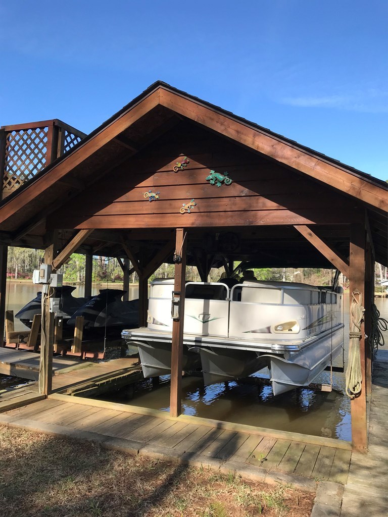 339 Bluegill Road Eatonton, GA 31024 - Photo 2 of 20 a view of a car park in front of house