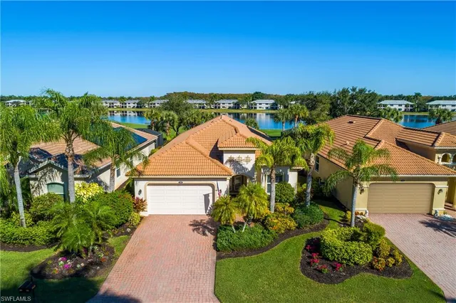 $1,060,000 | 10228 Gator Bay Court, Naples, FL 34120